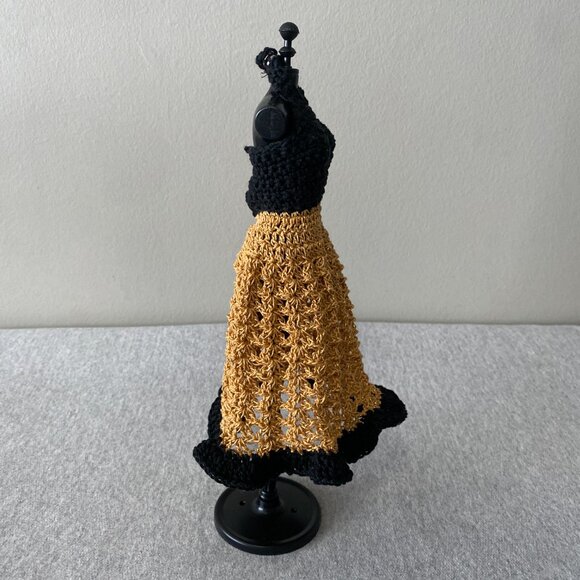 Handmade Crochet Halloween Black Gold Witch Outfit for 29cm Doll 2-Piece Set - Picture 4 of 12